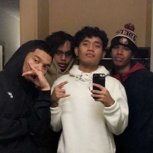 Meet your Posher, Isaic